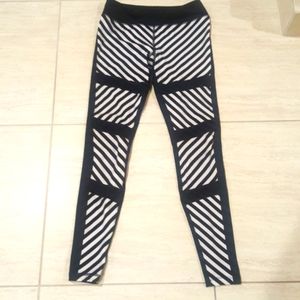Women's yoga pants